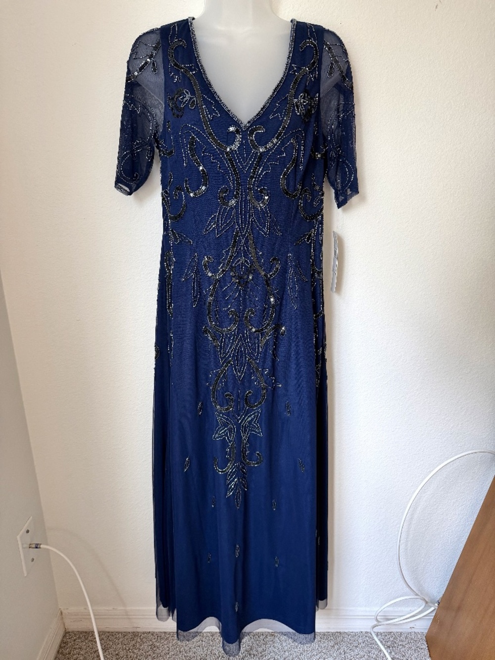 NWT Adrianna Papell Studio Beaded Ankle Gown Size 10 Light Navy